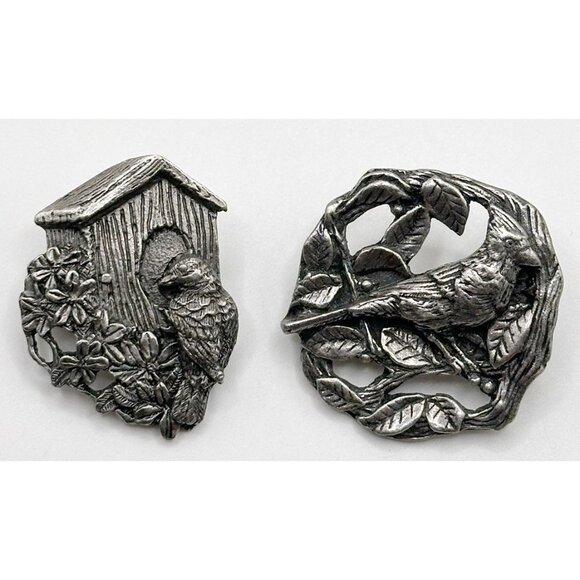 Lot Of 2 Birds & Blooms‎ Limited Edition Pins Brooches Cardinal Bird House - Picture 1 of 2